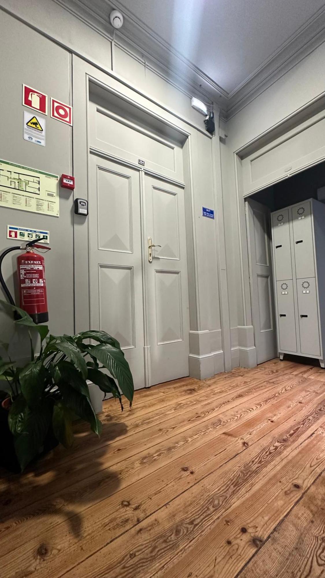 A Beira Hostel อาเวโร ภายนอก รูปภาพ