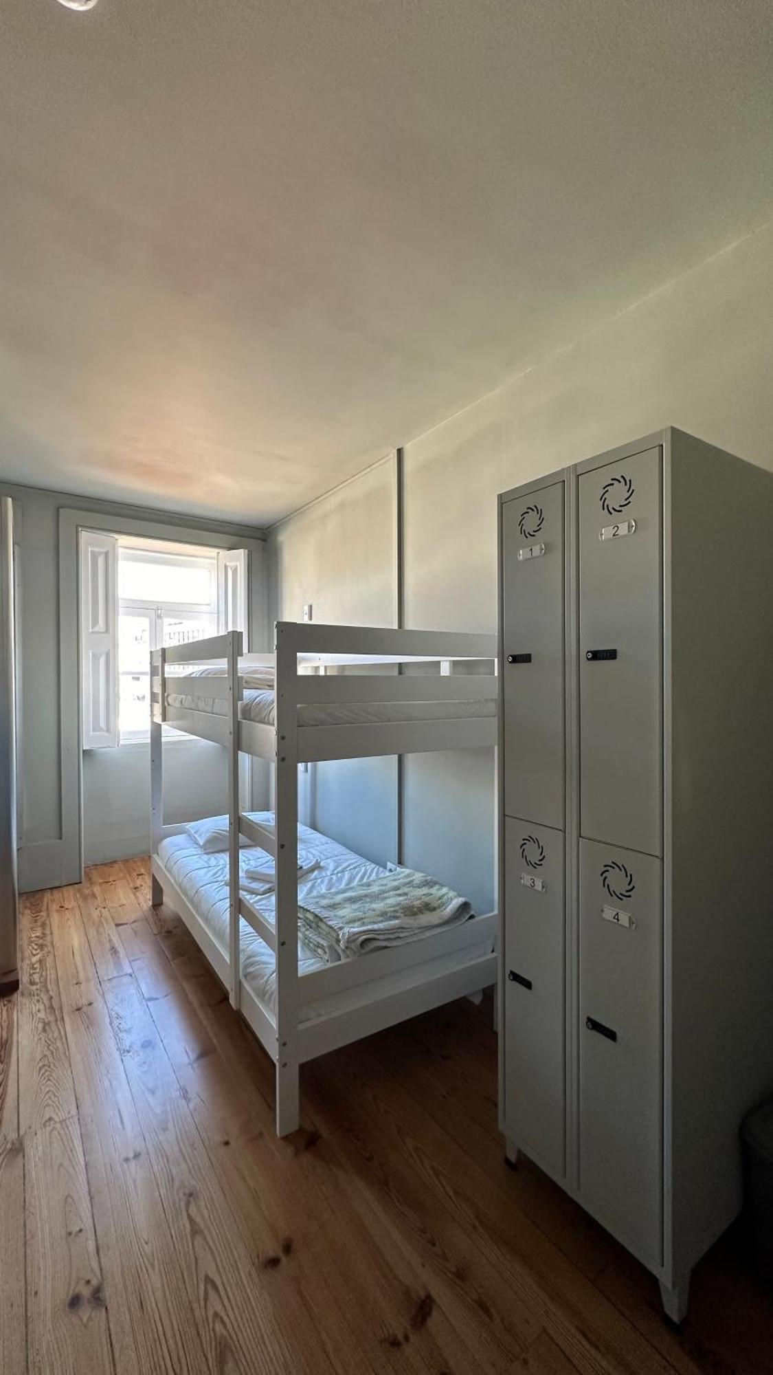 A Beira Hostel อาเวโร ภายนอก รูปภาพ